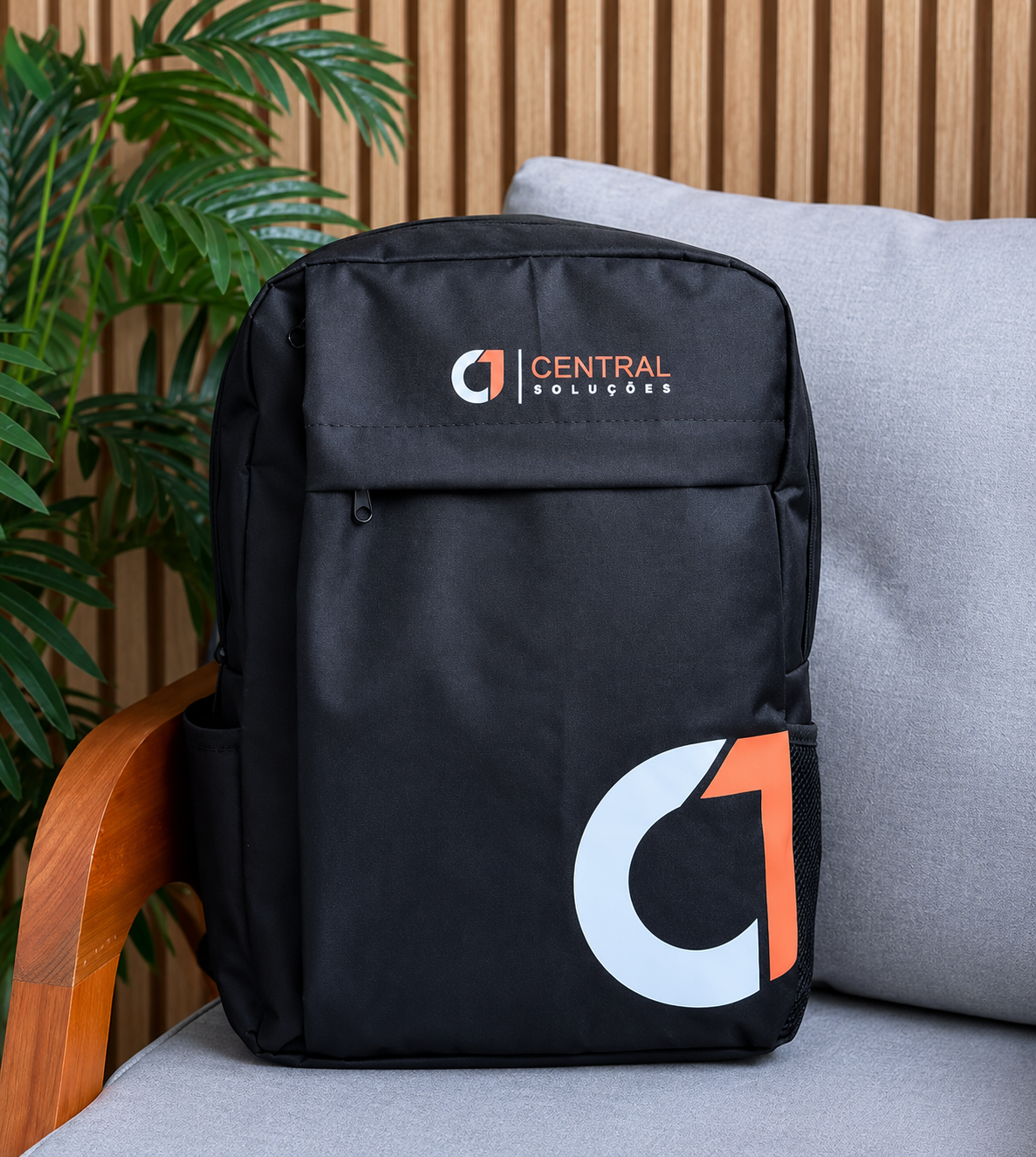 Pedido Central Soluções — mochila preta com DTF
